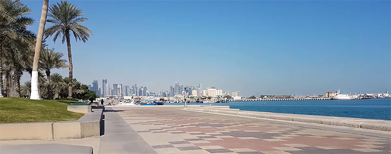 Blick auf Doha von der Corniche (Katar)